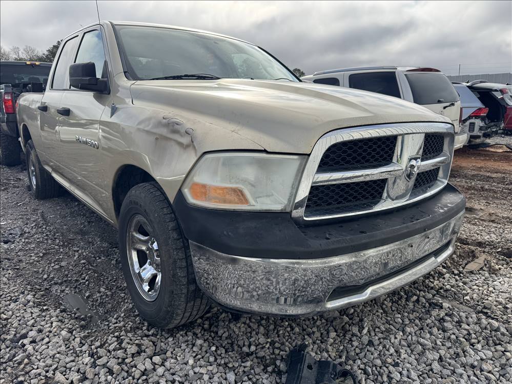 2011 Dodge RAM 1500 Crew Cab (4 doors)